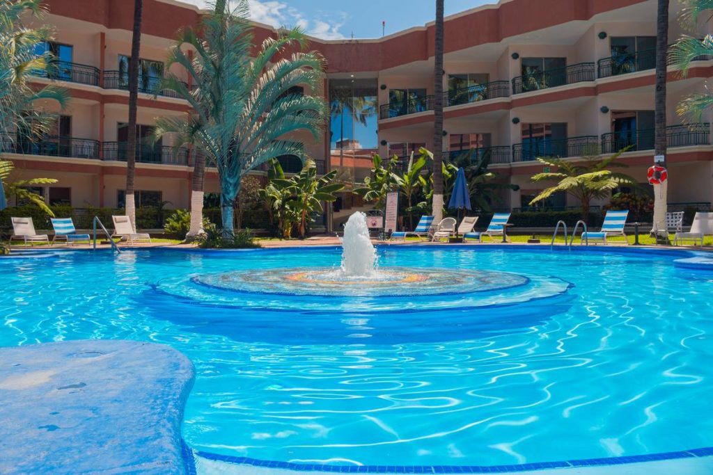 Alberca, Hotel Nekié, Hotel en Tepic Nayarit