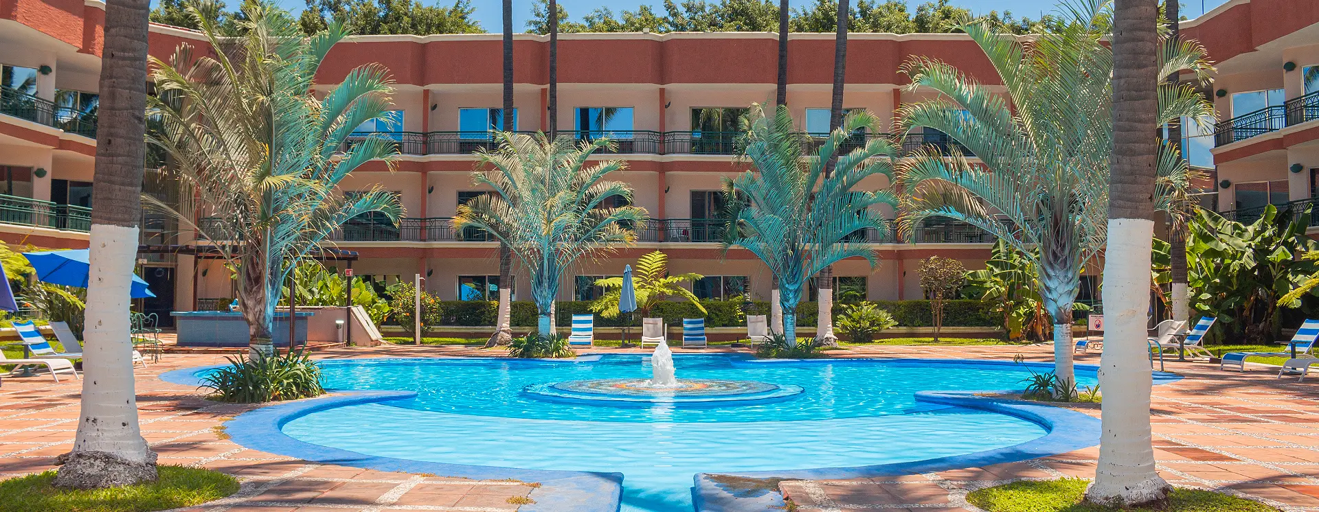 Alberca, Hotel Nekié, Hotel en Tepic Nayarit